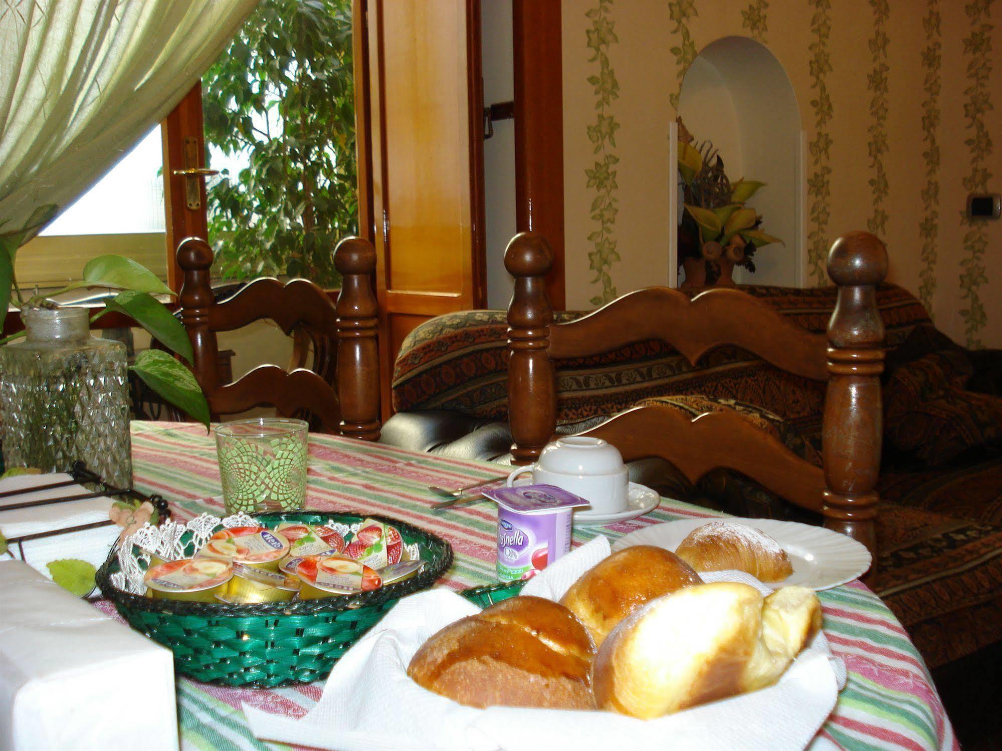 Bed and Breakfast Areamare Nápoles Exterior foto